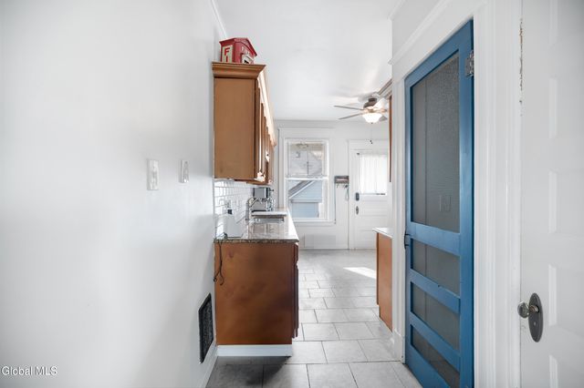 126 Elmer Avenue, Schenectady, NY 12308