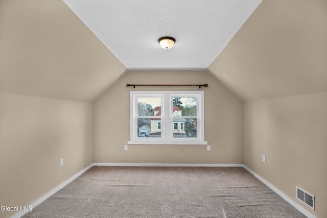 126 Elmer Avenue, Schenectady, NY 12308