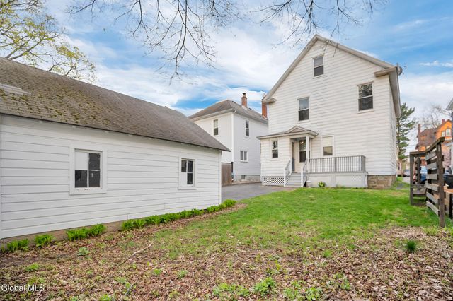 126 Elmer Avenue, Schenectady, NY 12308