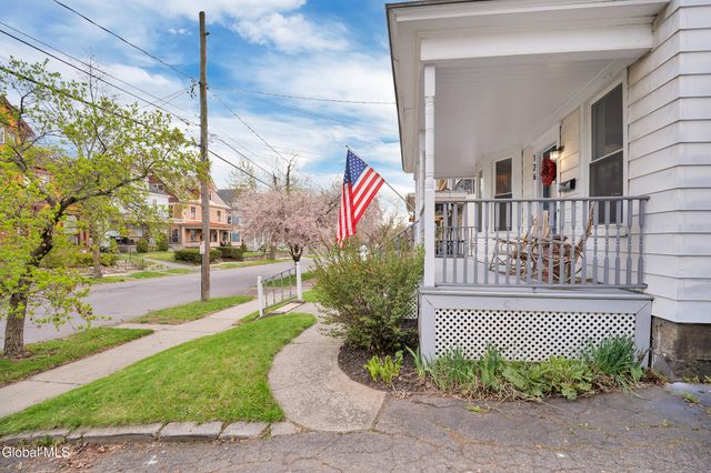 126 Elmer Avenue, Schenectady, NY 12308