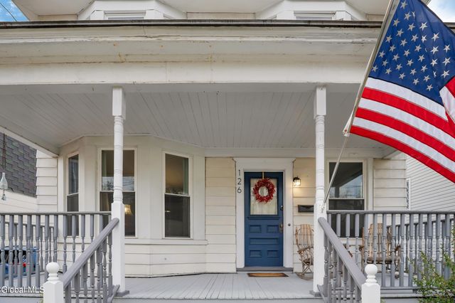 126 Elmer Avenue, Schenectady, NY 12308