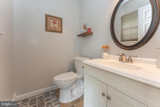 27 TYNEMOUTH CT, Robbinsville, NJ 08691