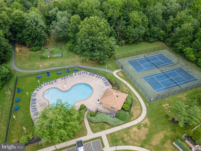 27 TYNEMOUTH CT, Robbinsville, NJ 08691
