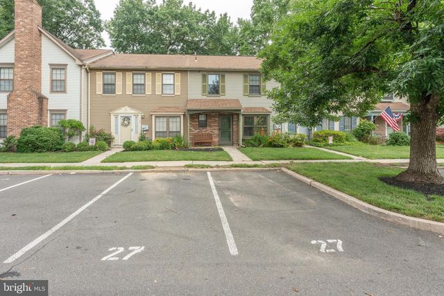 27 TYNEMOUTH CT, Robbinsville, NJ 08691