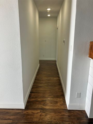 700 Hillburn Drive, West Tawakoni, TX 75474