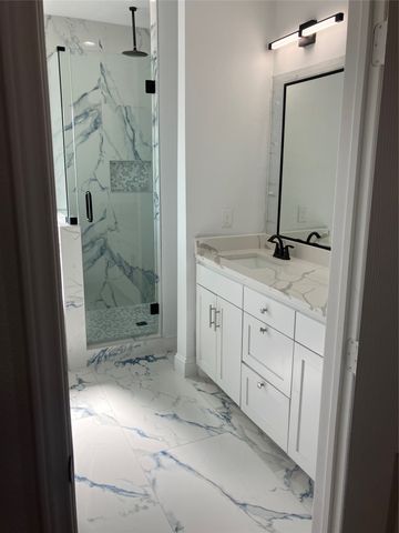 700 Hillburn Drive, West Tawakoni, TX 75474