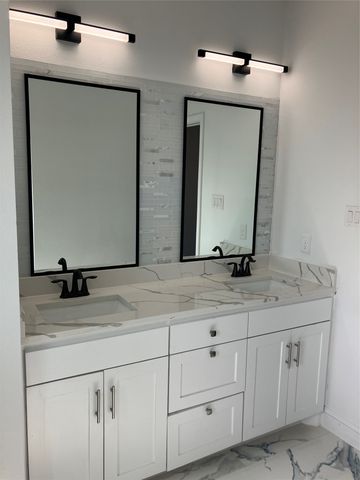 700 Hillburn Drive, West Tawakoni, TX 75474