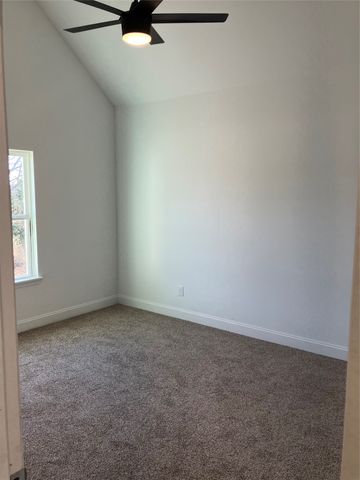 700 Hillburn Drive, West Tawakoni, TX 75474