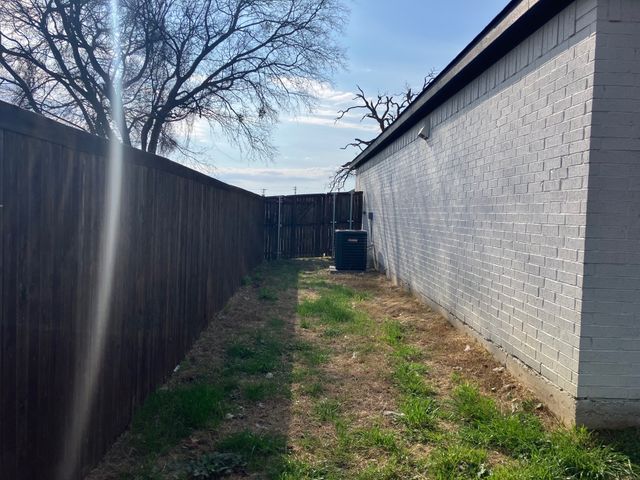 700 Hillburn Drive, West Tawakoni, TX 75474