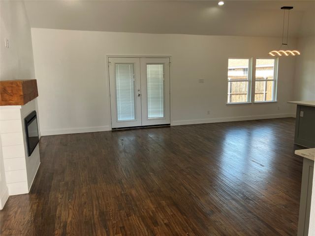 700 Hillburn Drive, West Tawakoni, TX 75474