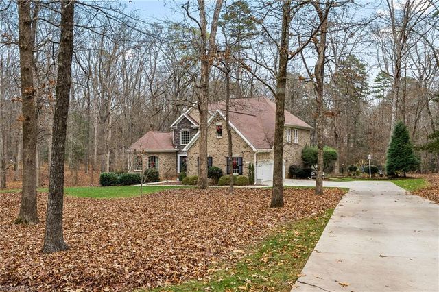 655 Starboard Reach, Lexington, NC 27292