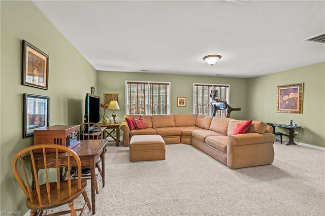 655 Starboard Reach, Lexington, NC 27292