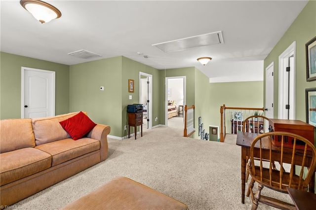 655 Starboard Reach, Lexington, NC 27292