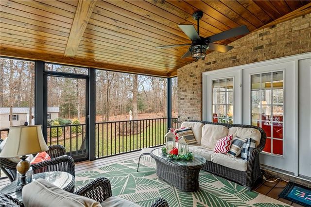 655 Starboard Reach, Lexington, NC 27292