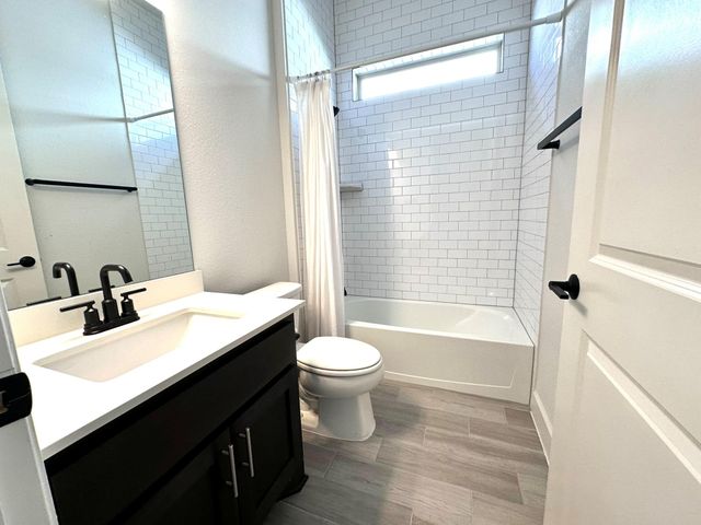 12608 Stanford DR, Austin, TX 78748