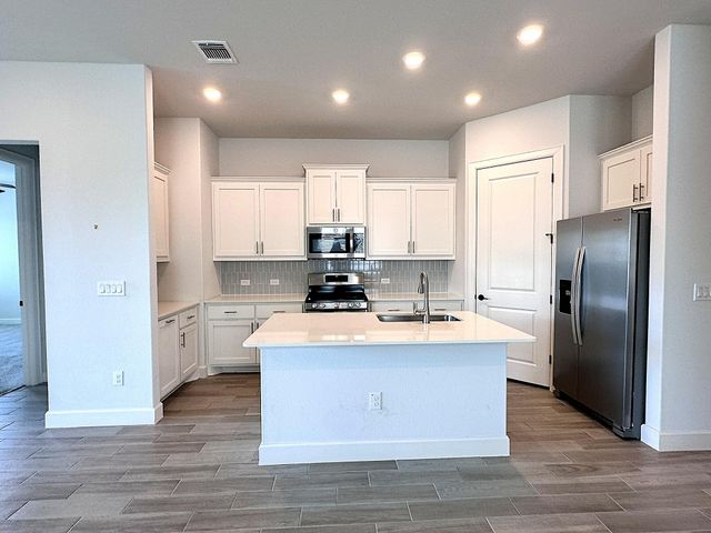 12608 Stanford DR, Austin, TX 78748