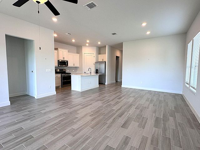 12608 Stanford DR, Austin, TX 78748