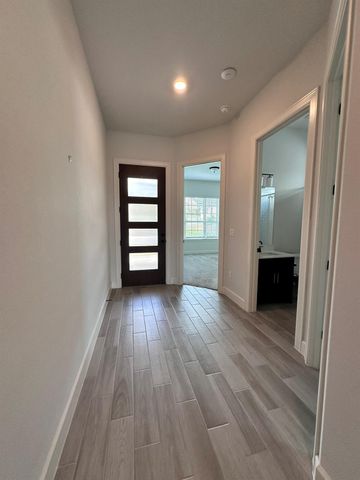 12608 Stanford DR, Austin, TX 78748