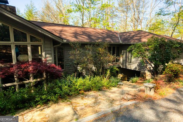 70 Doe Run, Sautee Nacoochee, GA 30571