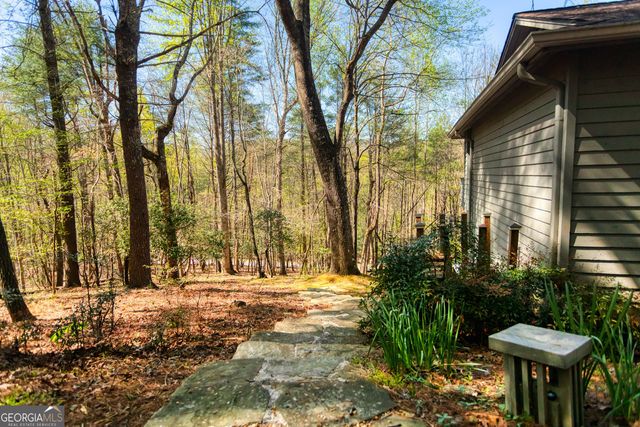 70 Doe Run, Sautee Nacoochee, GA 30571