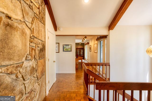 70 Doe Run, Sautee Nacoochee, GA 30571