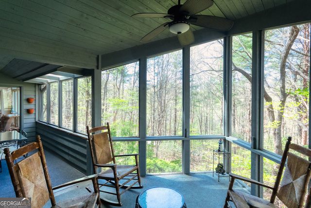 70 Doe Run, Sautee Nacoochee, GA 30571