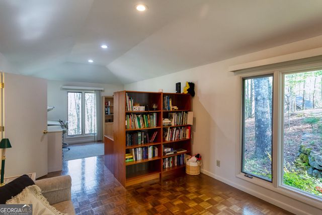 70 Doe Run, Sautee Nacoochee, GA 30571