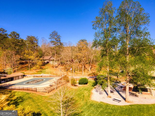 70 Doe Run, Sautee Nacoochee, GA 30571