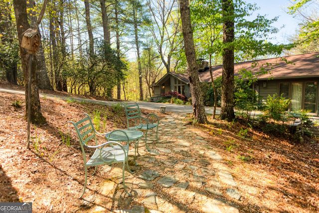 70 Doe Run, Sautee Nacoochee, GA 30571