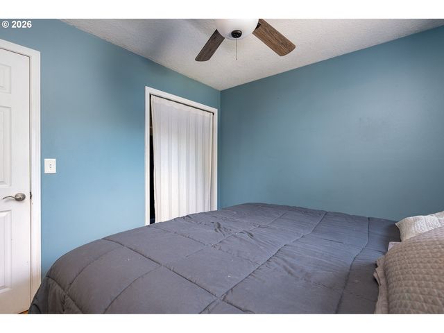 337 Nw BIRDSDALE Ave, Gresham, OR 97030