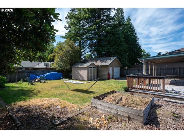 337 Nw BIRDSDALE Ave, Gresham, OR 97030