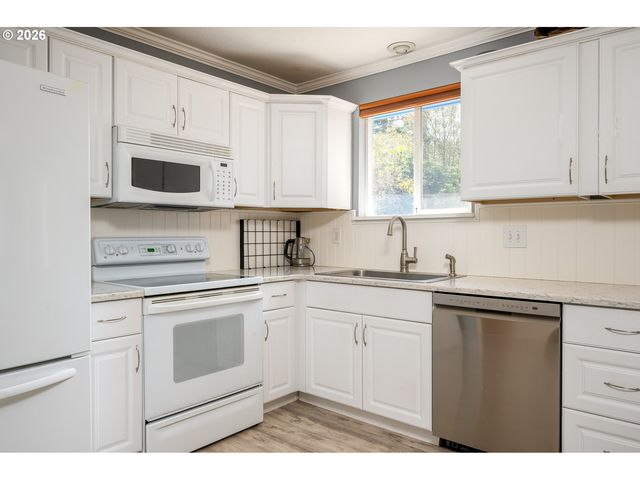 337 Nw BIRDSDALE Ave, Gresham, OR 97030