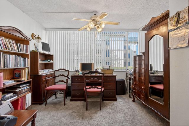 3050 Holiday Springs Boulevard 108, Margate, FL 33063