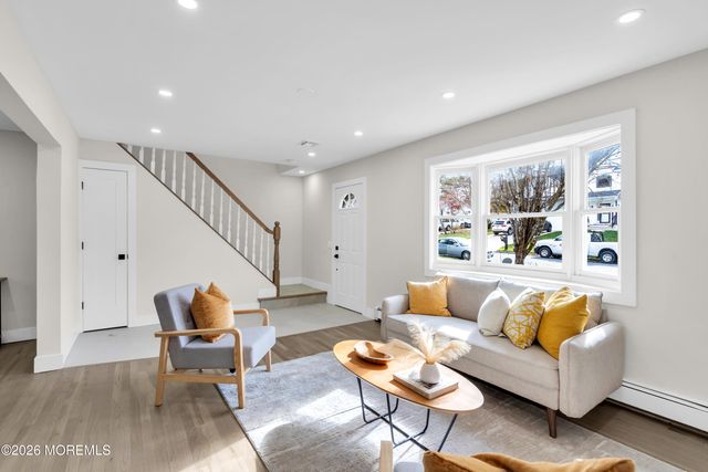 1186 Galley Avenue, Manahawkin, NJ 08050