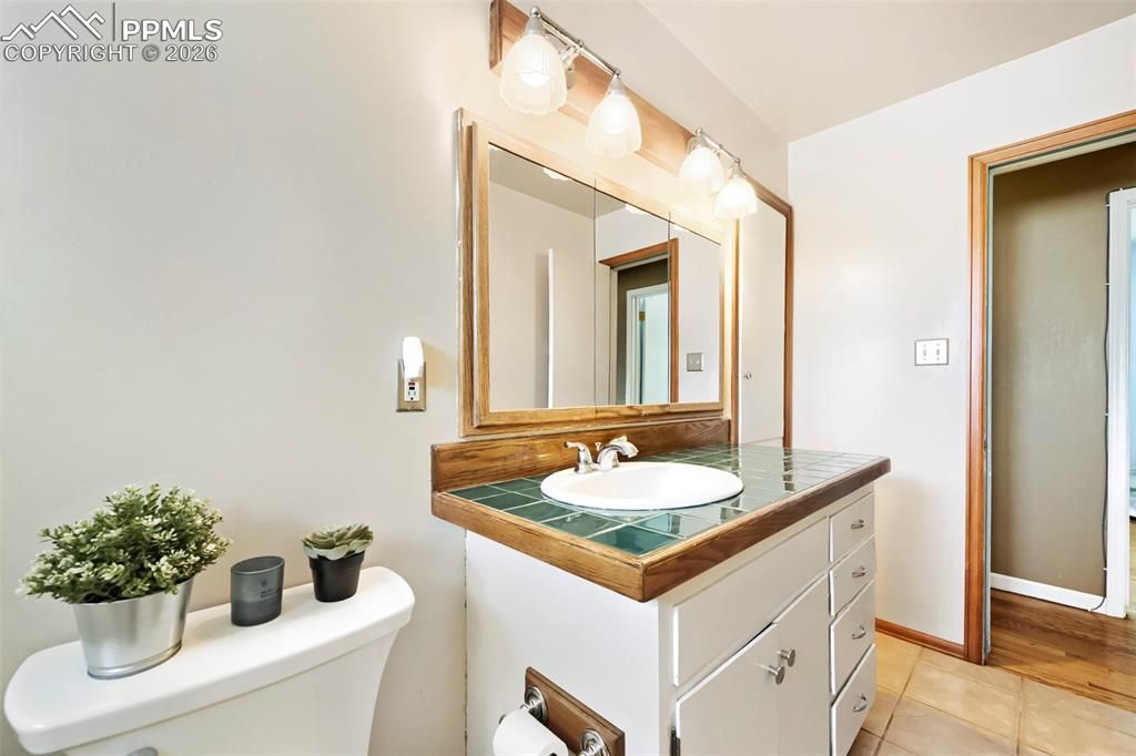 Image 18 of property listing at 430 Hackberry Drive, Colorado Springs, CO 80911