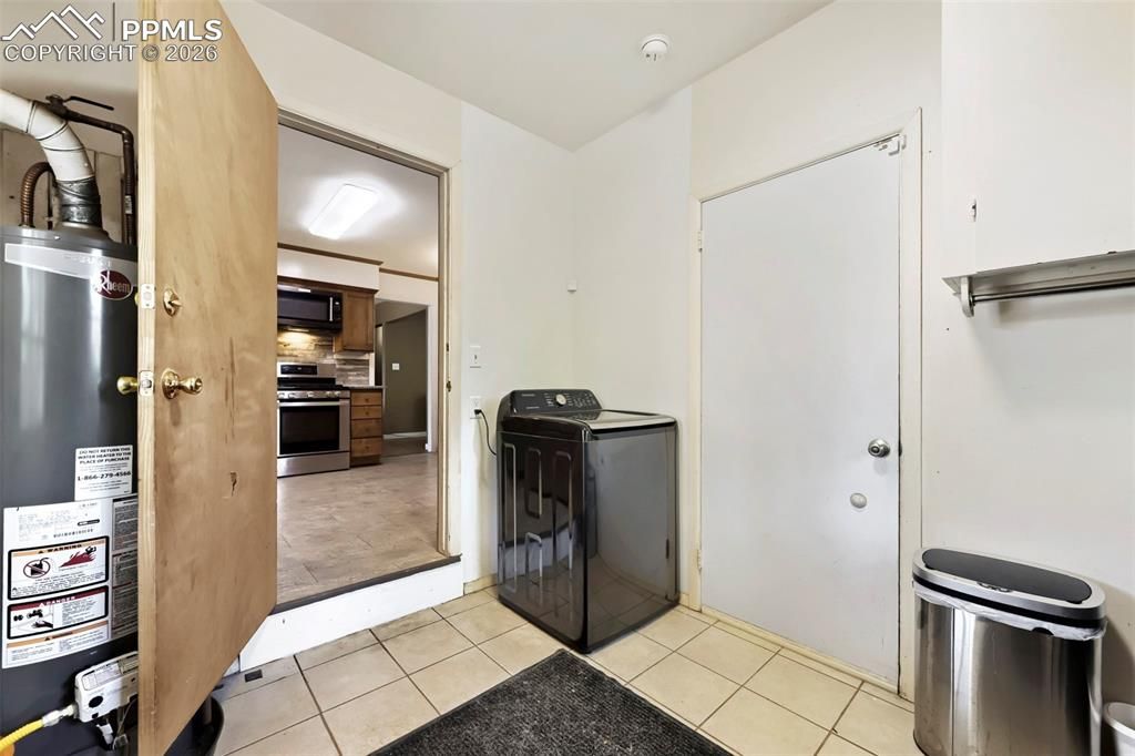 Image 25 of property listing at 430 Hackberry Drive, Colorado Springs, CO 80911