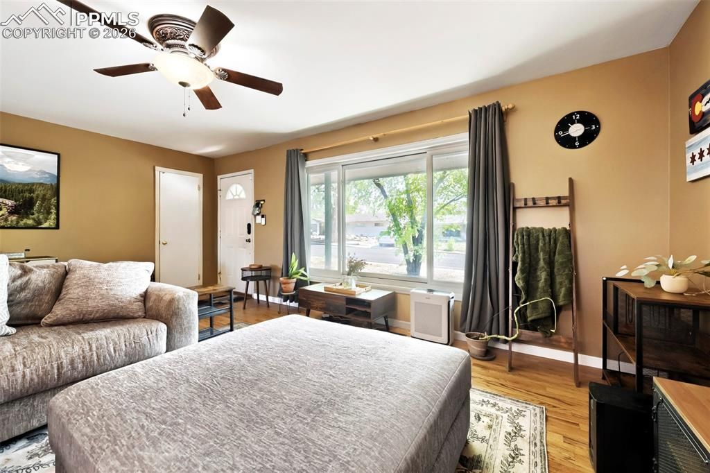 Image 7 of property listing at 430 Hackberry Drive, Colorado Springs, CO 80911