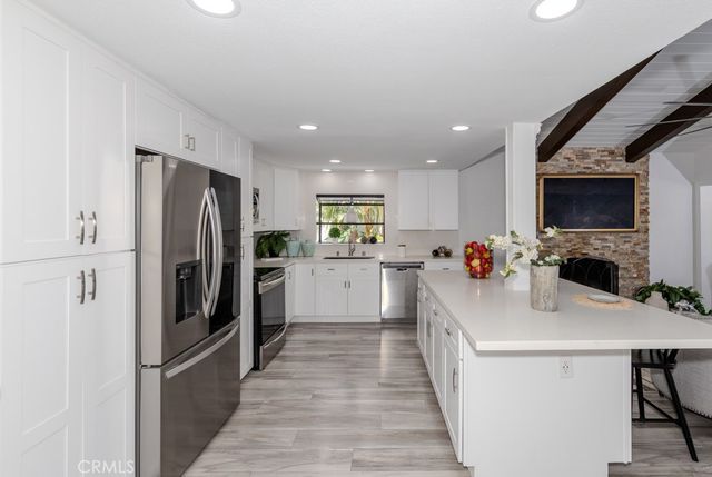 30184 Skippers Way, Canyon Lake, CA 92587