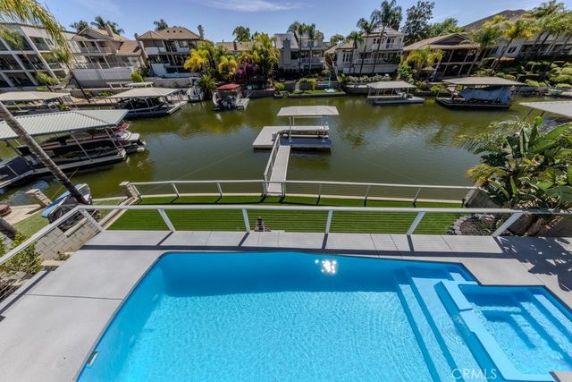 30184 Skippers Way, Canyon Lake, CA 92587