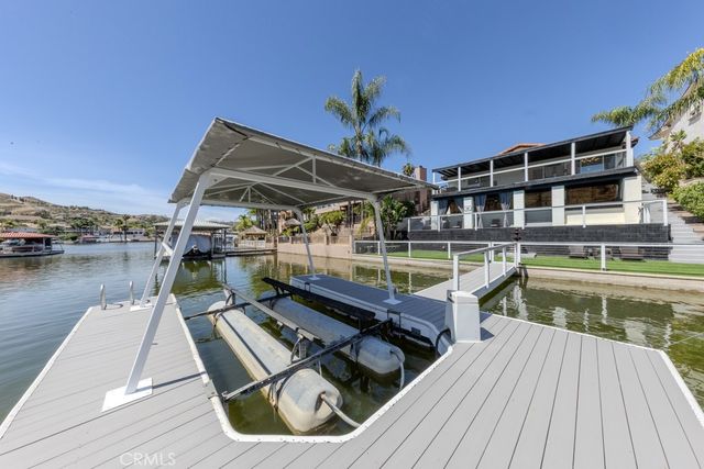 30184 Skippers Way, Canyon Lake, CA 92587