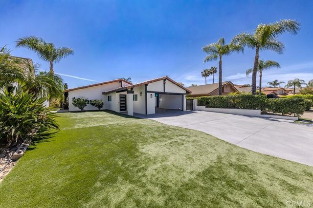 30184 Skippers Way, Canyon Lake, CA 92587