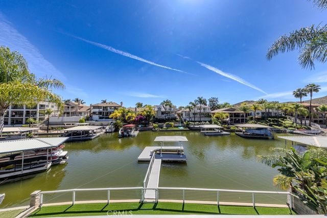 30184 Skippers Way, Canyon Lake, CA 92587