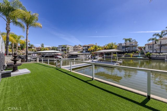 30184 Skippers Way, Canyon Lake, CA 92587