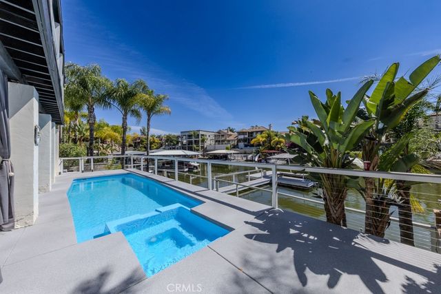 30184 Skippers Way, Canyon Lake, CA 92587