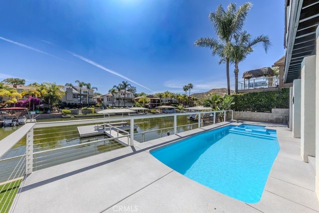 30184 Skippers Way, Canyon Lake, CA 92587