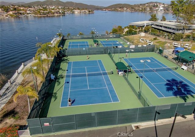 30184 Skippers Way, Canyon Lake, CA 92587