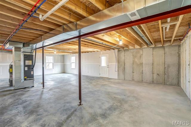 419 Cloverleaf Drive, Washington, MO 63090