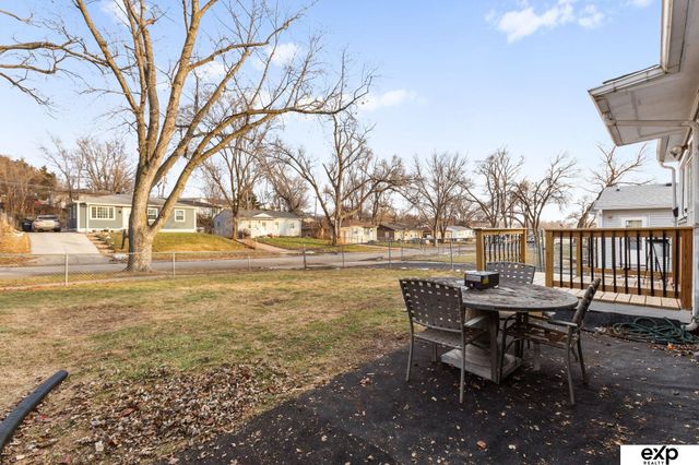 4464 S 61st Street, Omaha, NE 68117