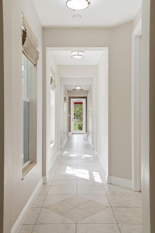 9483 166th Way N, Jupiter, FL 33478