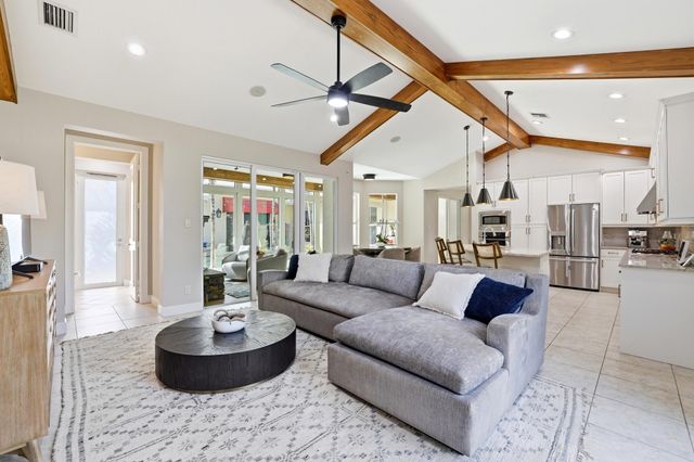 9483 166th Way N, Jupiter, FL 33478